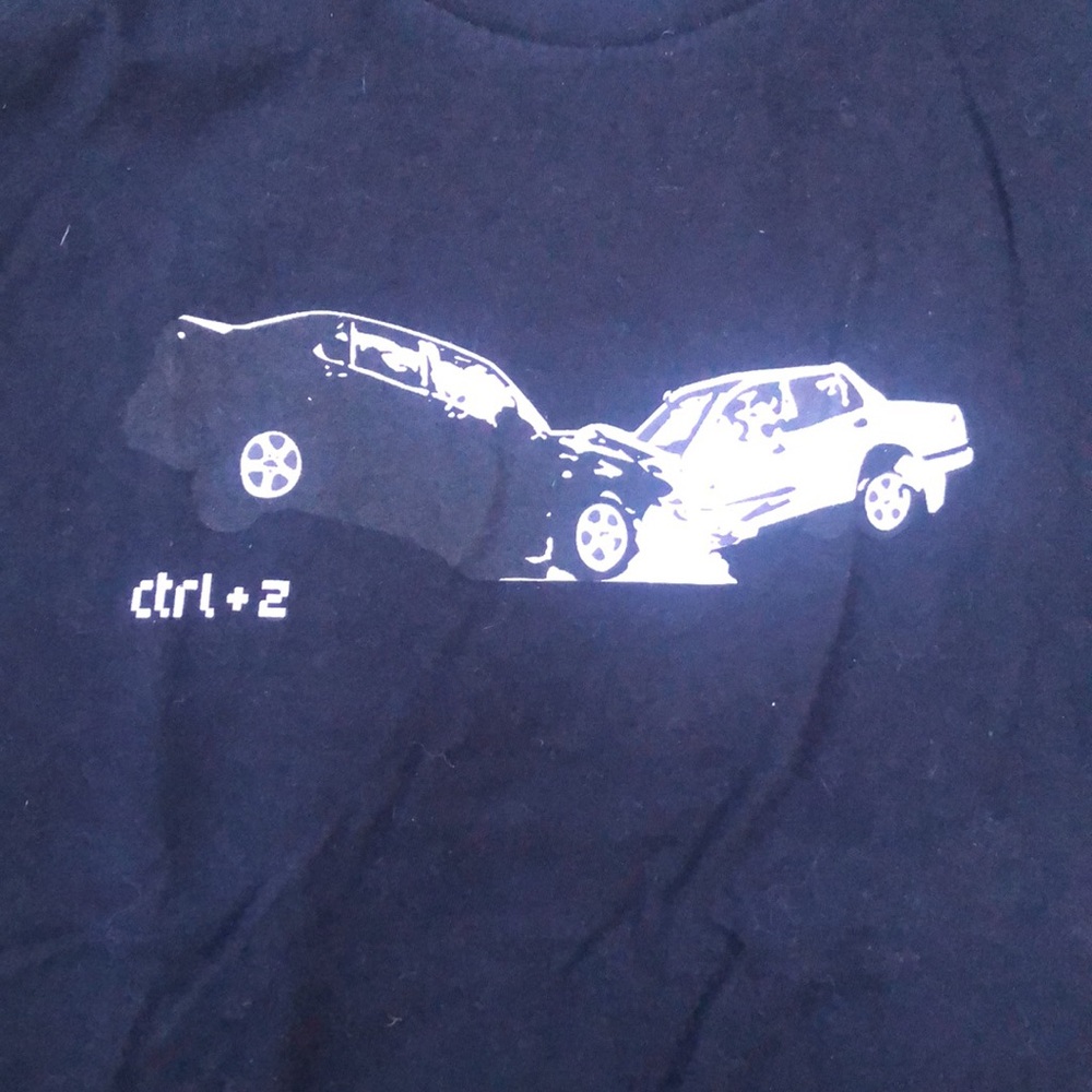 Threadless tee - Picture 2 of 4